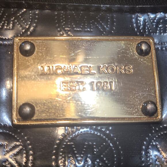 Michael‎ Kors Signature Monogram Logo Patent Leather Wristlet Purse Handbag - Picture 3 of 9